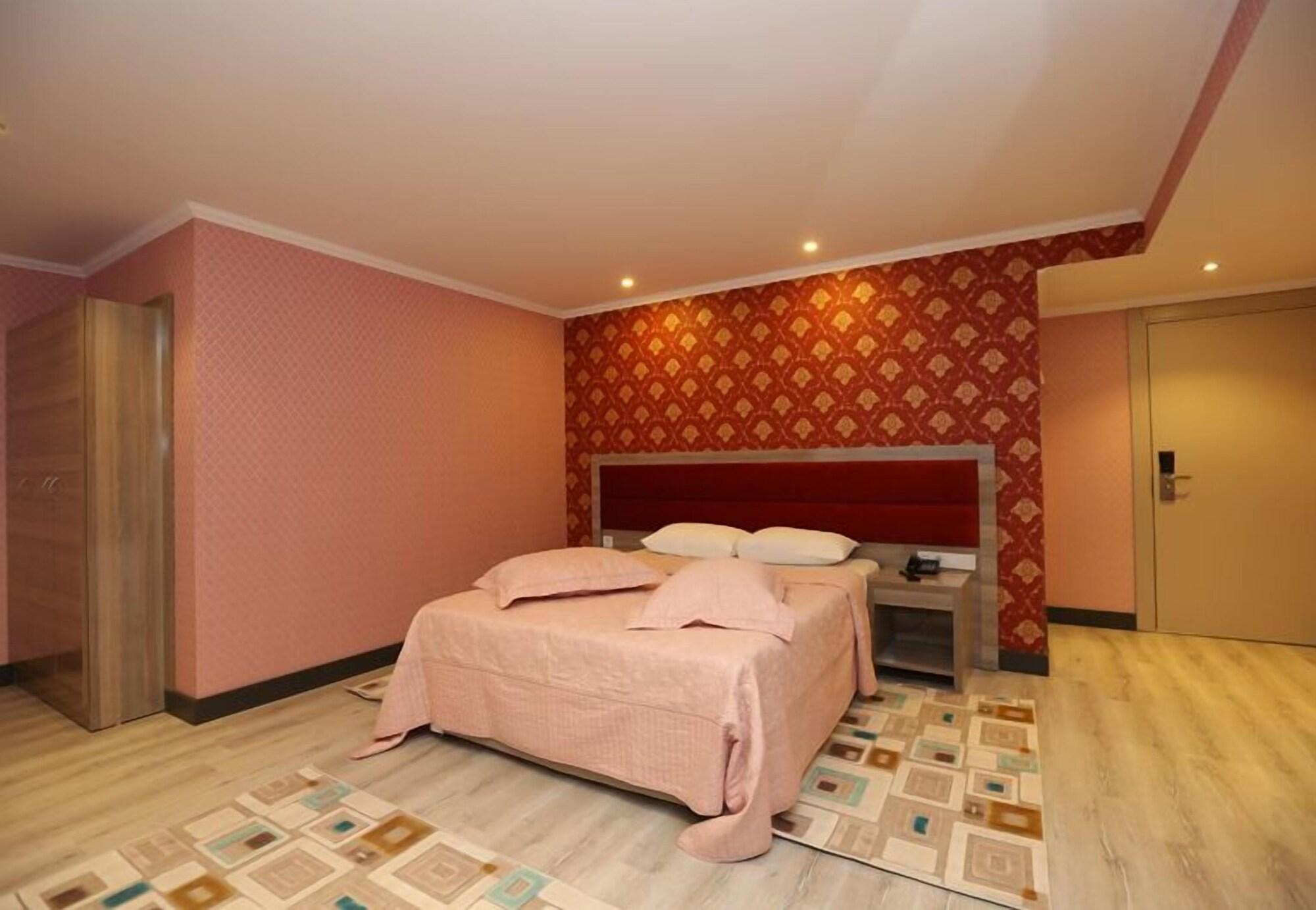 Mora Hotel Трабзон Экстерьер фото